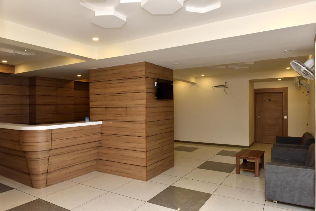 Hotel Royal Square By Sky Stays Ahmedabad Extérieur photo